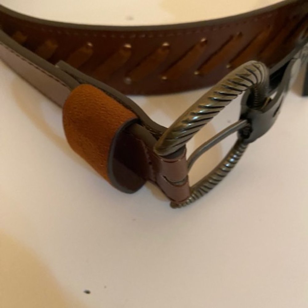 Dezine News Accessories (DNA)-Belt--Brown with suede laced size Large (NEW)